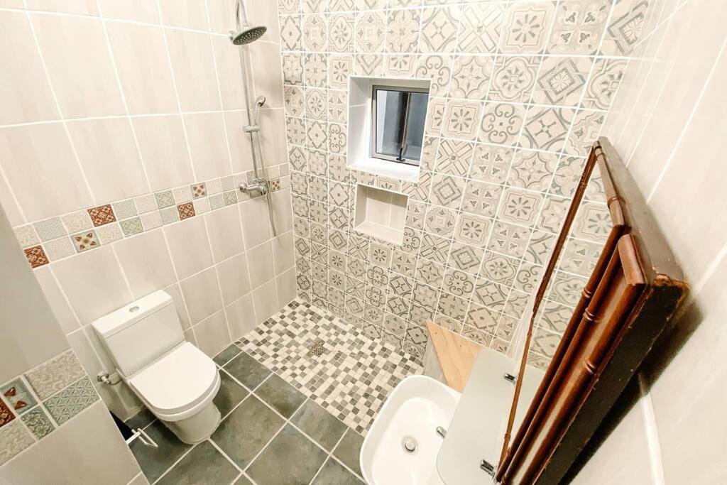 Le Grec Wine Tram Apartment Франсхук Экстерьер фото